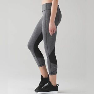 Lululemon Pace Rival Crop 22” Heathered Black Size 8